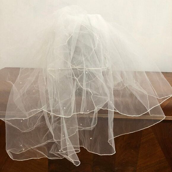 Bridal Veil 2 tier Headpiece Vintage - Picture 3 of 5